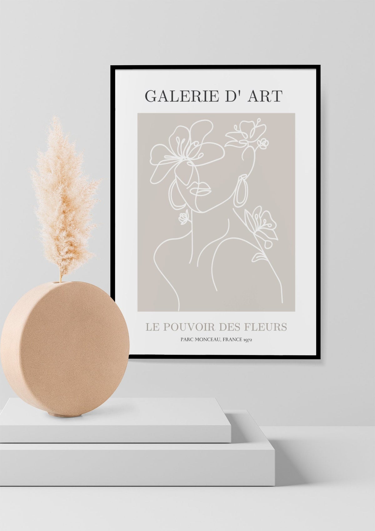 Galerie de Fleur Women Poster